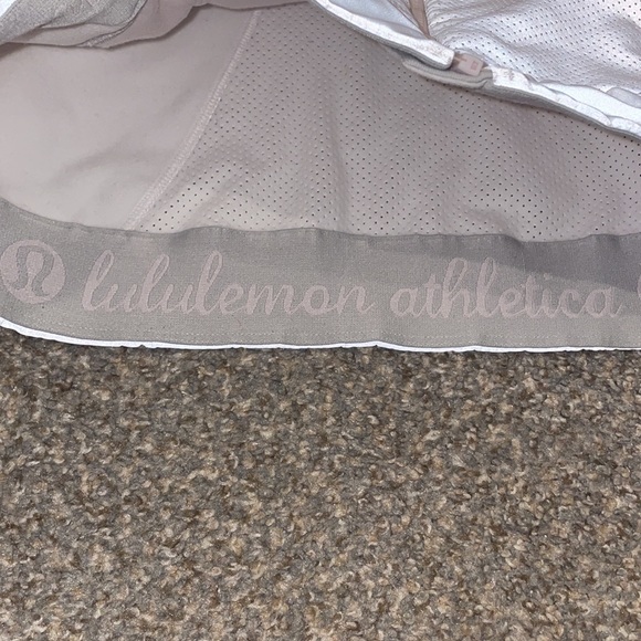 Lululemon Athletic Vest - Picture 4 of 4